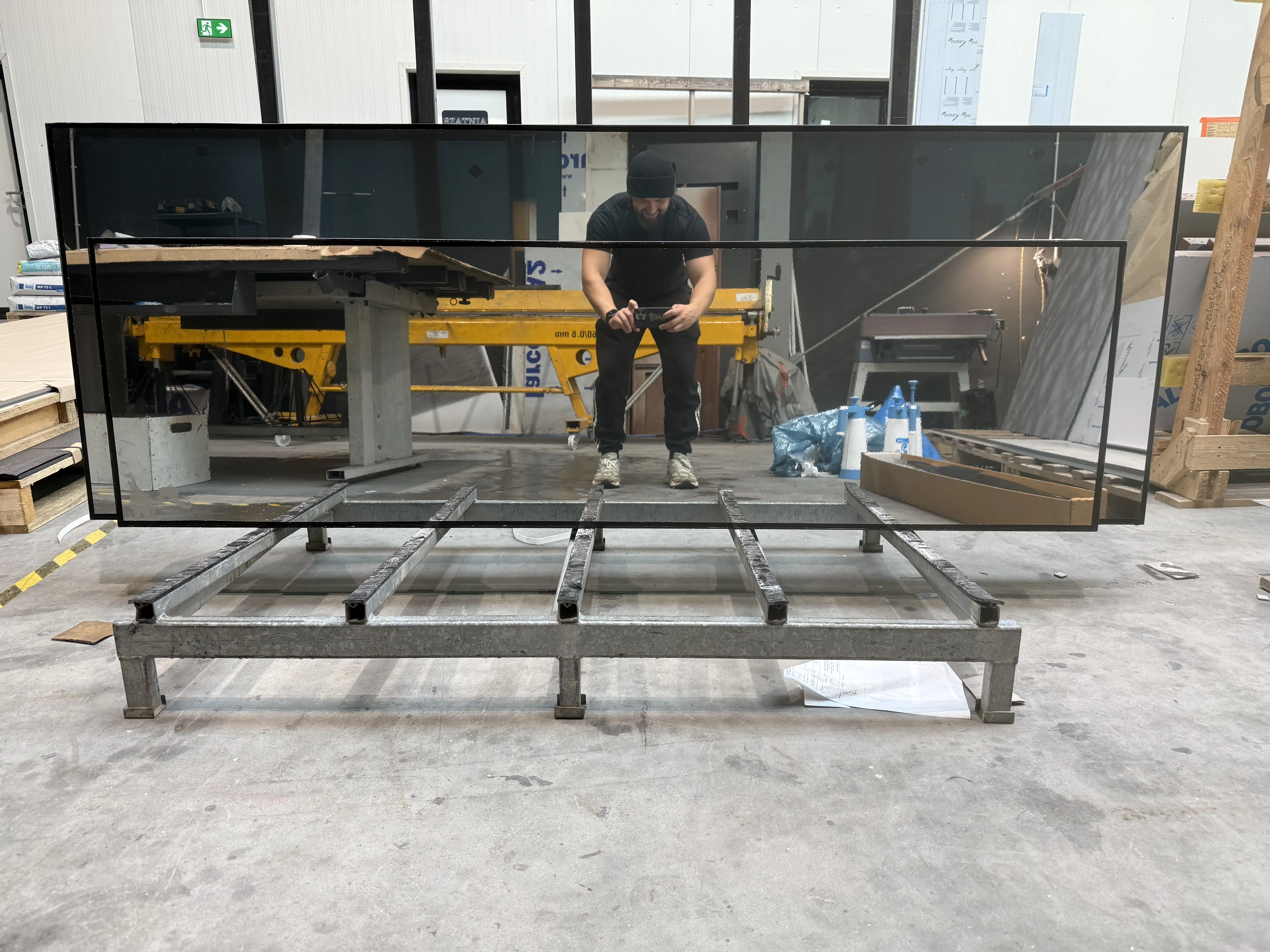 montaż folii okiennej (3)